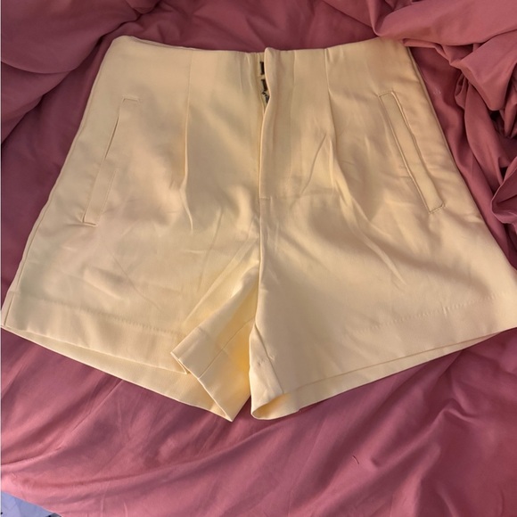 Elegant yellow Women's Shorts - Picture 1 of 5